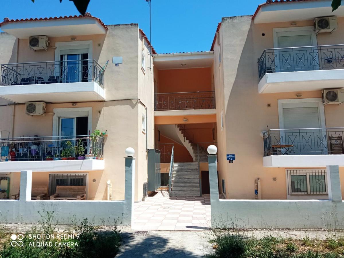 Home Патра Экстерьер фото