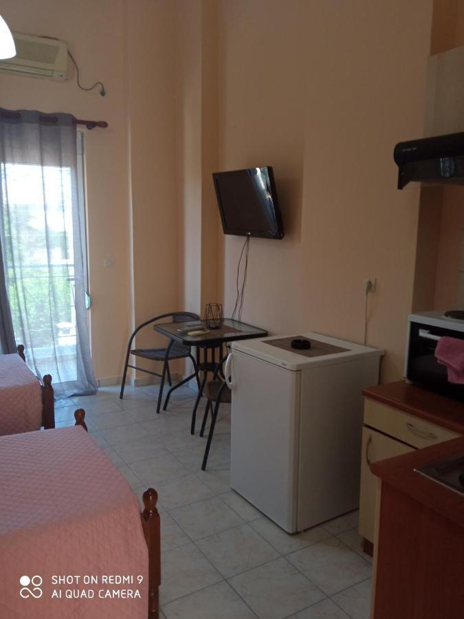 Home Патра Экстерьер фото