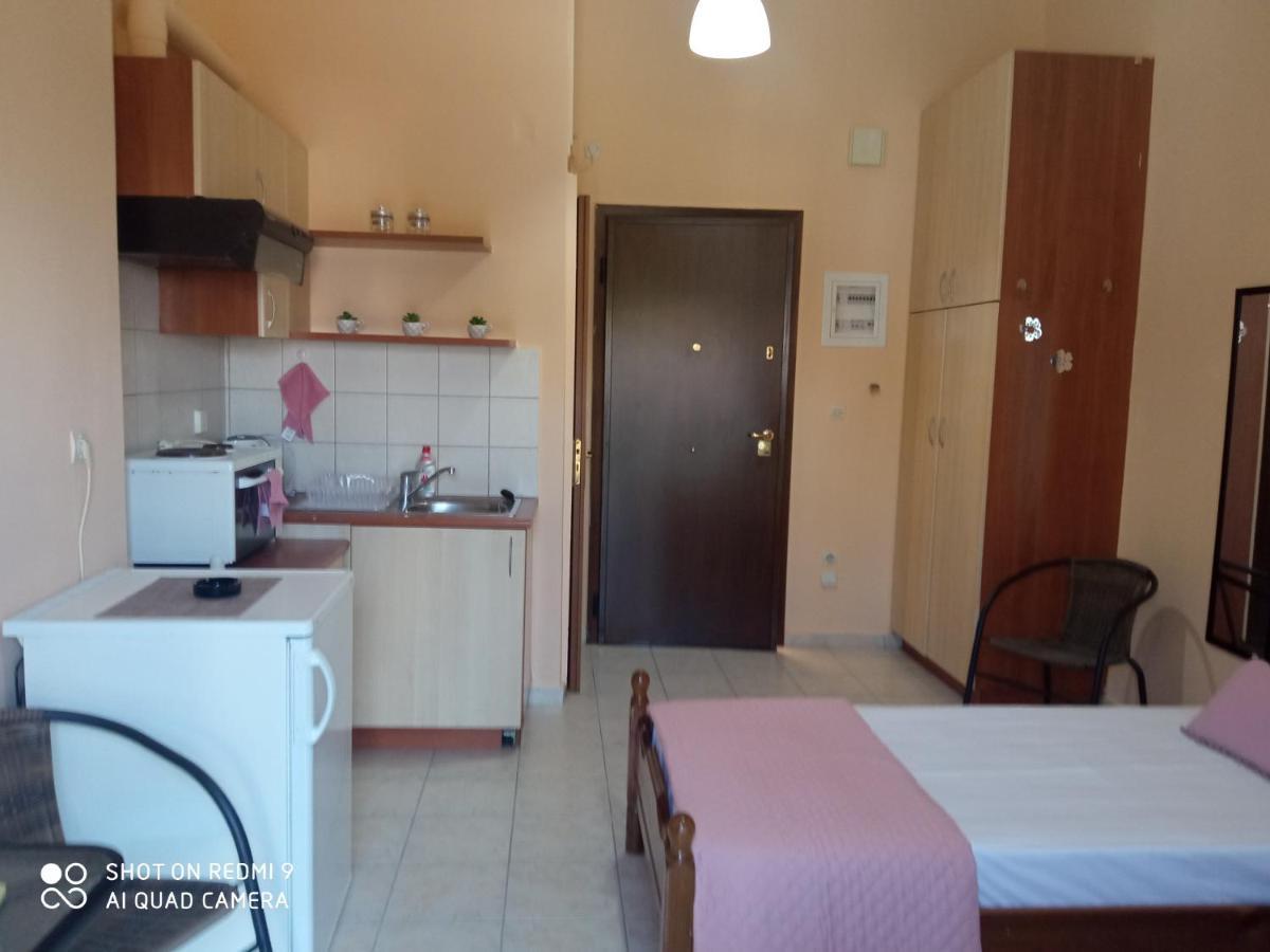 Home Патра Экстерьер фото